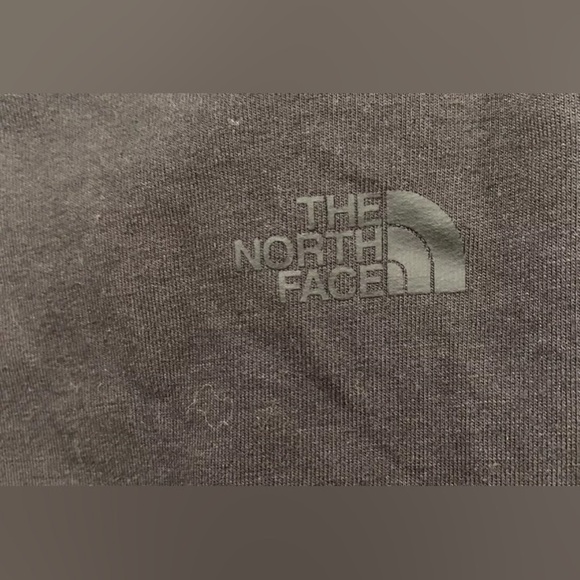 The North Face Train N Logo Crop Pullover Size XL EUC Never Worn - Picture 4 of 15